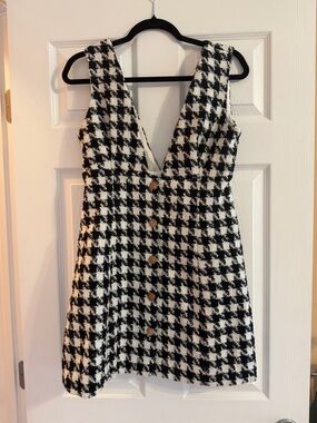 Pink Lily Black & White Houndstooth Mini Dress